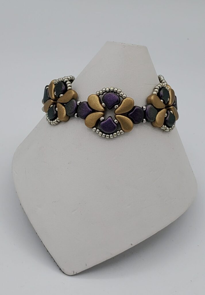 Hello Bracelet - Elegant Indian-Inspired Bracelet
